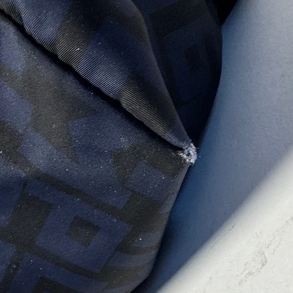 LONGCHAMP Le Pilage Navy Logo Duffel  Black Leather Trim Neon Yellow Accent - Picture 10 of 16